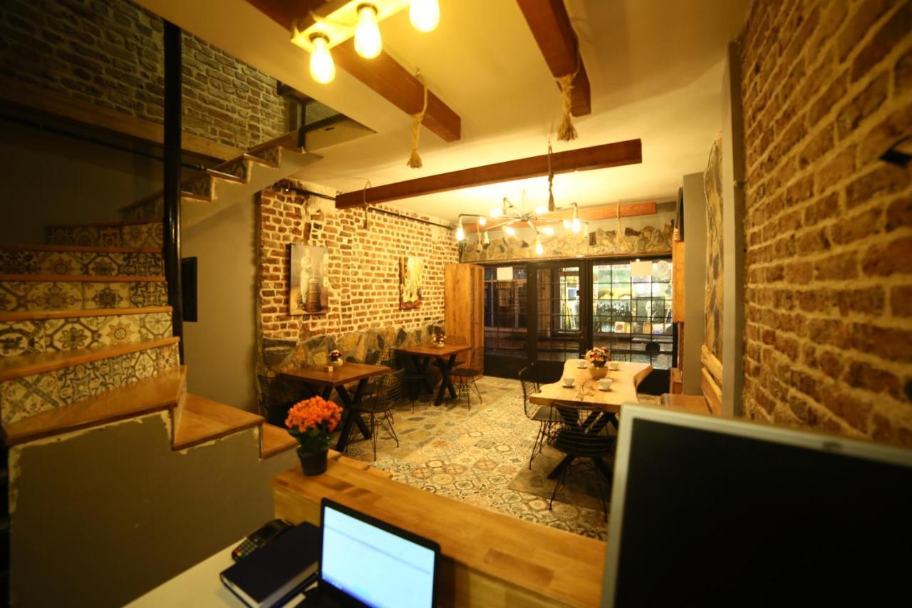 Little Ganj Suites Istanbul Bagian luar foto
