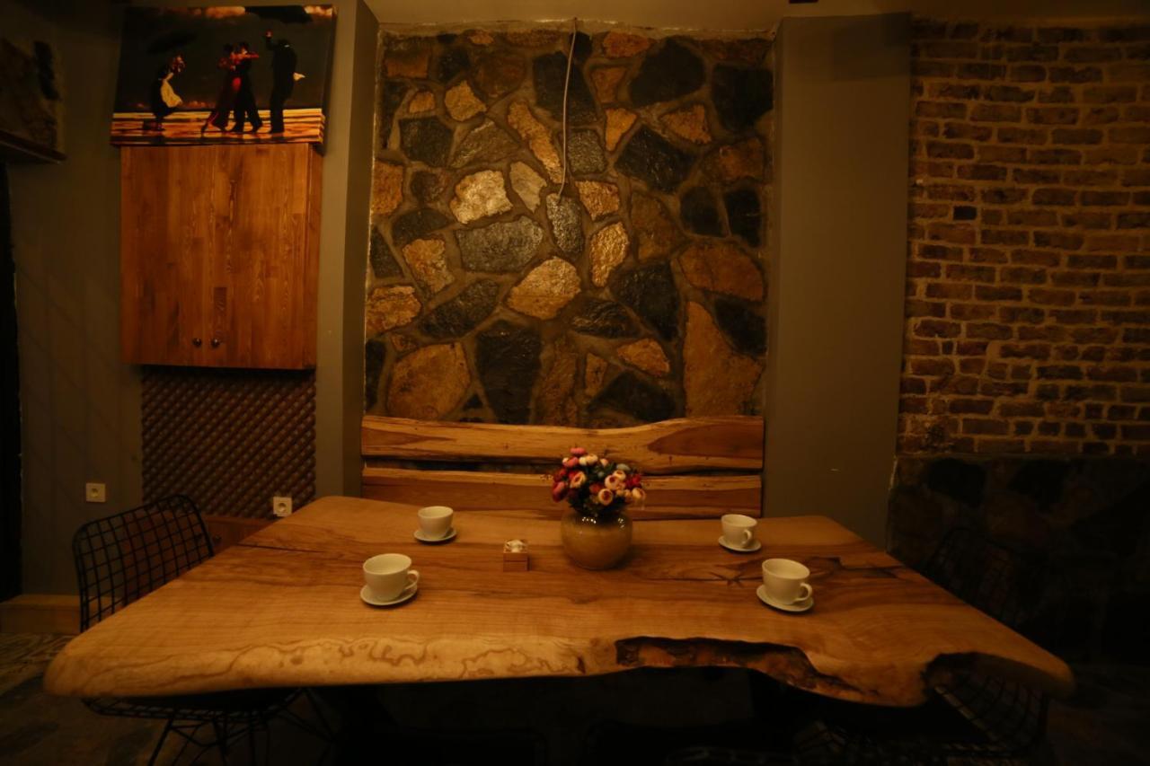 Little Ganj Suites Istanbul Bagian luar foto