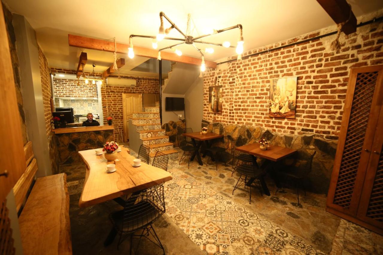 Little Ganj Suites Istanbul Bagian luar foto