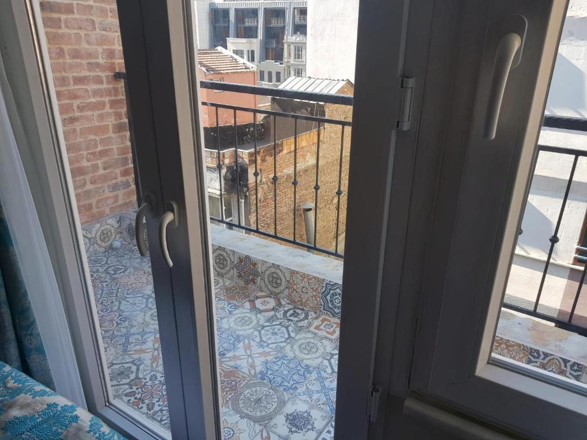 Little Ganj Suites Istanbul Bagian luar foto
